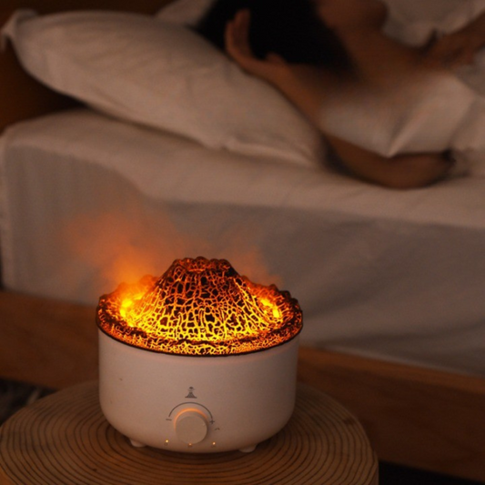 Umidificator Vulcan alb, cu telecomandă și aromaterapie – perfect pentru un aer curat și o atmosferă relaxantă
