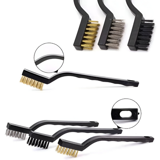 Set 17 Accesorii pentru Curățare Auto, Interior și Exterior Include 4 capete pentru bormașină, 5 pensule, 3 perii, 1 lavetă, 1 mănușă, 1 perie triplă pentru grilaj și 2 bureți. Multicolor. Ideal pentru o curățare eficientă a mașinii.